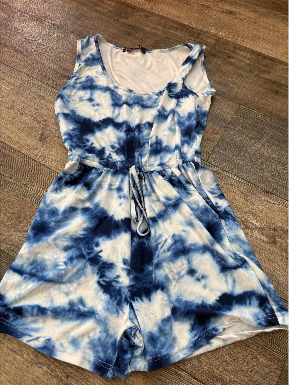 Women's Blue and White Tie-Dye Sleeveless Romper Size Large